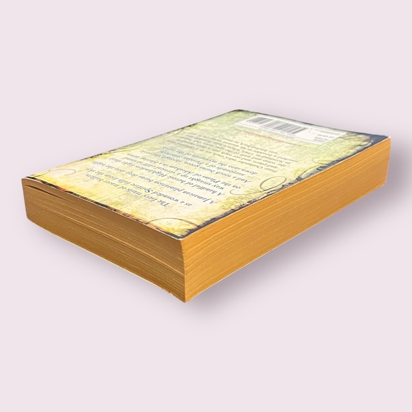 A Trail of Fire - Diana Gabaldon Outlander Novel trade paperback - Picture 6 of 7